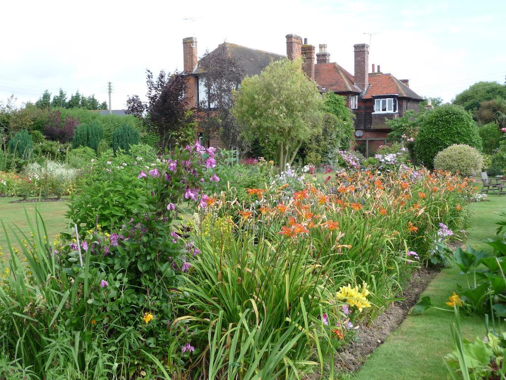 The Corner House Bed & Breakfast Rye Exterior photo